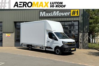 2025 Renault AeroMAX Hi-Roof Barn Door 4.1M x 2.5M Luton Van