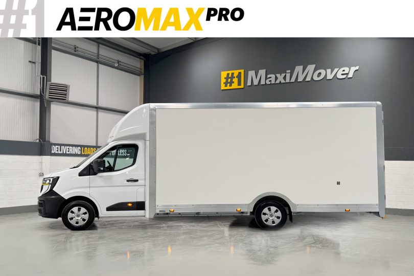 2025 Renault AeroMAX PRO 5.0M x 2.5M STOCK IMAGES px