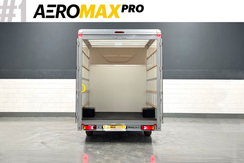 Renault AeroMAX PRO Low Loader Van