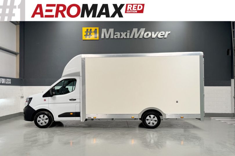 2025 Renault AeroMAX RED 4.5M x 2.5M STOCK IMAGES px9