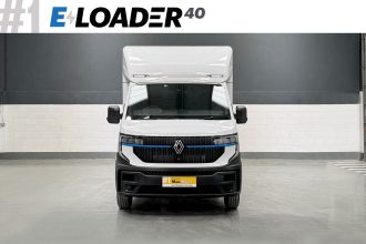 2025 Renault AeroMAX E-LOADER 40 4.5M x 2.3M Low Floor Luton Van