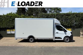 Renault AeroMAX E-LOADER 35 4.5M x 2.5M Low Floor Luton Van – In Stock