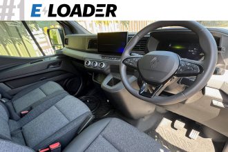 Renault AeroMAX E-LOADER 35 4.5M x 2.5M Low Floor Luton Van – In Stock