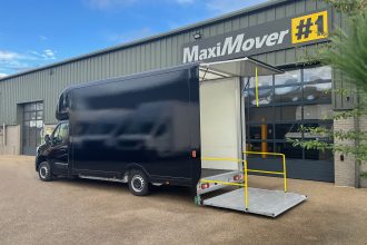 Renault FreightLOADER PRO 4.5M x 2.7M Low Loader Tail Lift Van