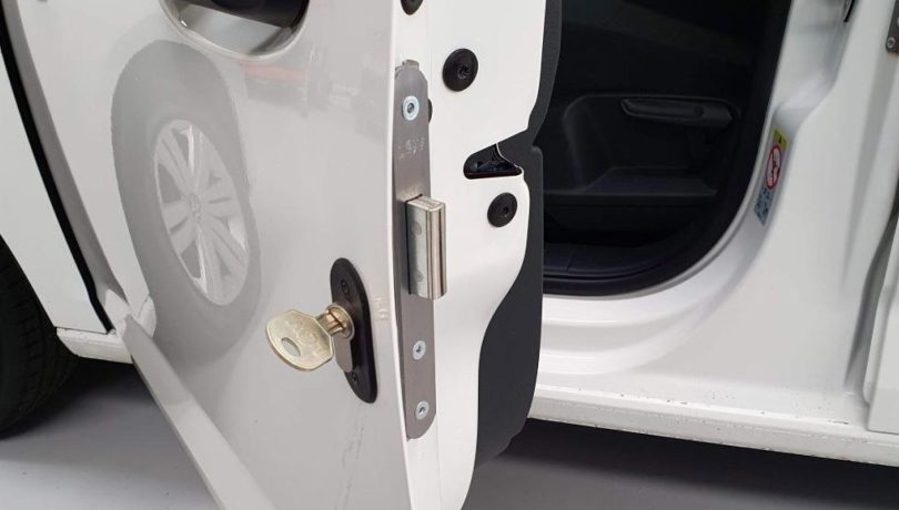 CabSlamLock