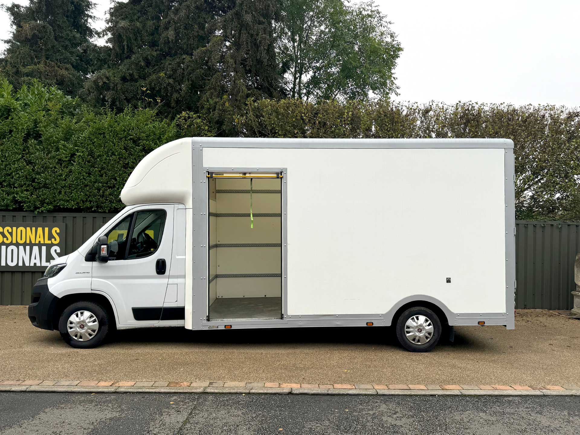 XL 4.5m Fiat Quality Used Low Loader Vans For Sale Maxi Mover