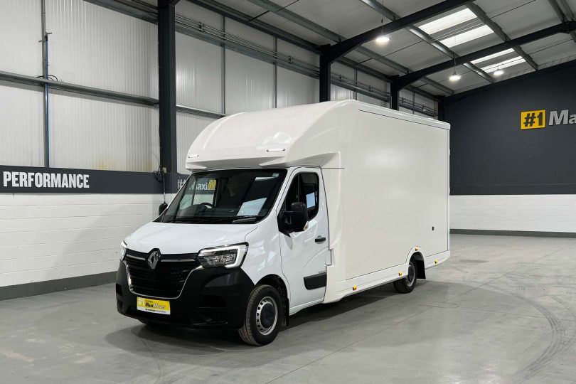 RENAULT FREIGHTLOADER AERO GT 4.5M X 2.5M LOW LOADER LUTON VAN