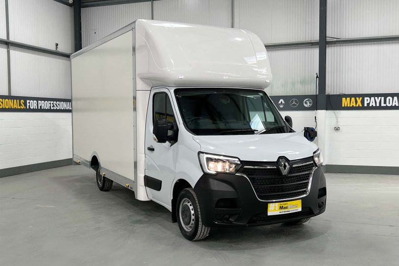 Renault FreightLOADER PRO 4.5M x 2.7M Low Loader Luton Van
