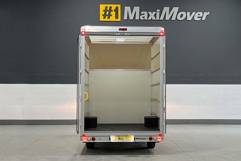 RENAULT FREIGHTLOADER PRO+ 5.0 x 2.7 LOW LOADER LUTON VAN