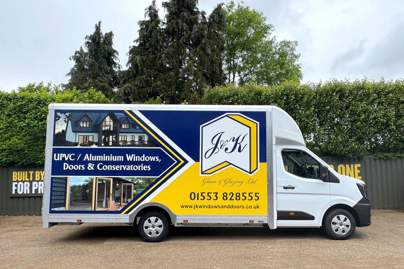 Glass-Van3