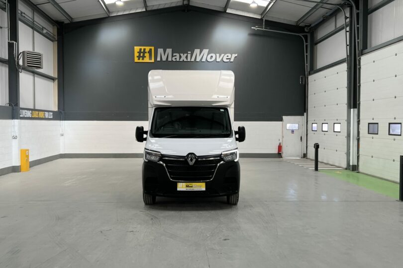 RENAULT E-LOADER AERO GT 4.5M X 2.5M LOW LOADER LUTON VAN