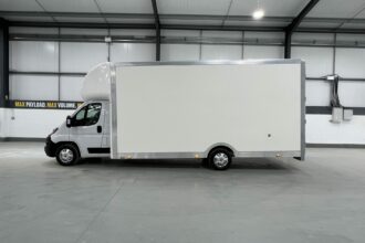 Fiat QubeMAX 5.6M x 2.9M WideTRAK Extra-High Roof