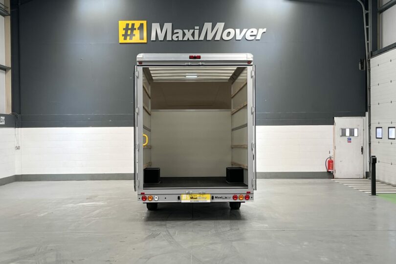 QUBELO LOW LOADER VAN