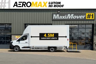 2025 Renault AeroMAX Hi-Roof 4.5M x 2.5M Luton Van