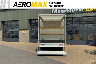 2025 Renault AeroMAX Hi-Roof 4.1M x 2.5M Luton Van