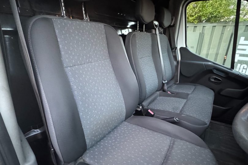 Used Low Floor Low Loader Luton Van For Sale