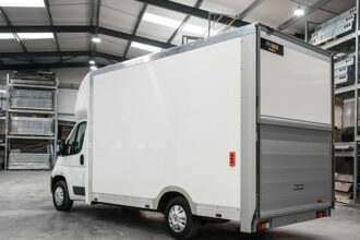 Vauxhall Movano 4.0M X 2.1M with Tail Lift (65 Reg)